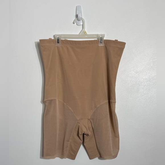 Honeylove Superpower Short Size: 3x Color: Sand - Picture 6 of 10